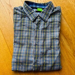 HUGO BOSS PLAID BUTTON UP LONG SLEEVES SHIRT - XL